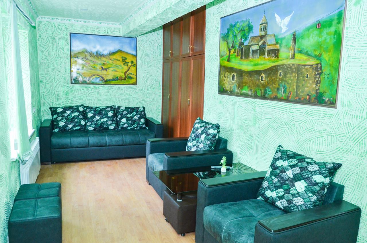 Zangezur Hotel Горис Екстериор снимка