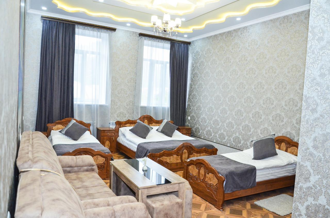 Zangezur Hotel Горис Екстериор снимка