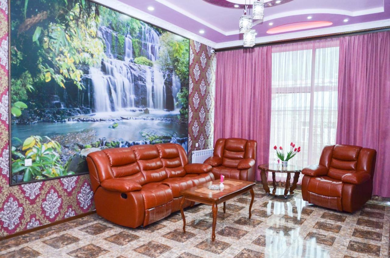 Zangezur Hotel Горис Екстериор снимка